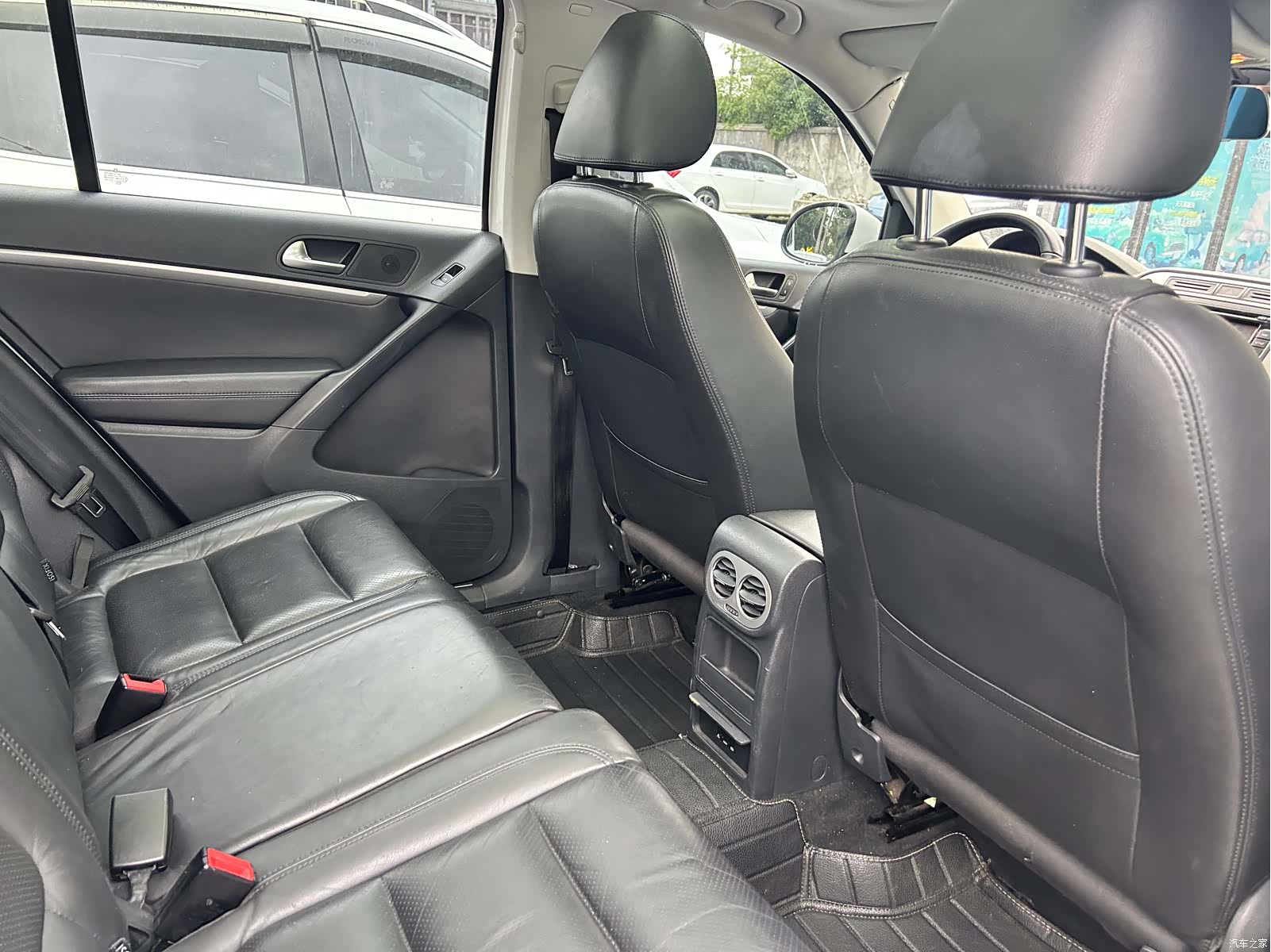 Volkswagen Tiguan, 2015 12
