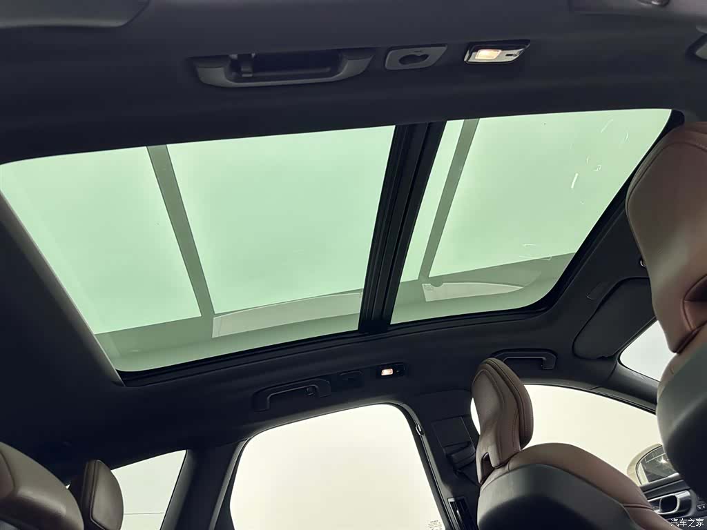 Volvo XC60, 2025 22