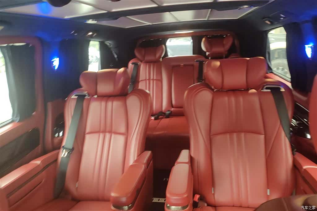 Mercedes-Benz 7, 2021 11