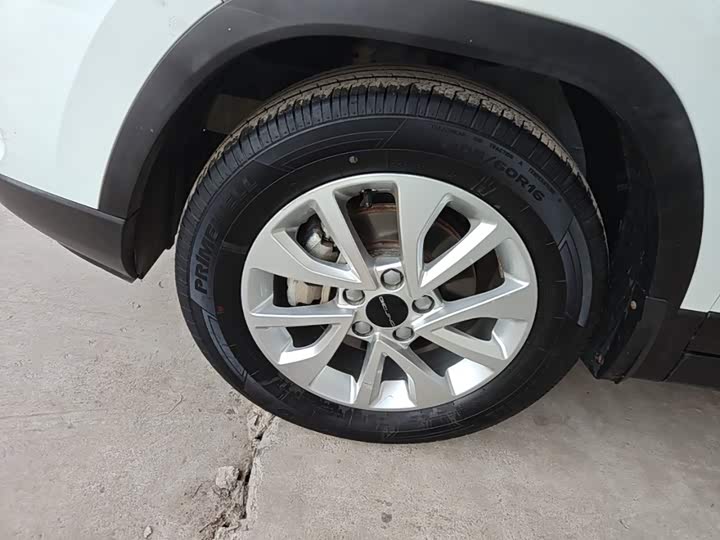 BAIC X3 2019 1.5T CVT rong yao ban