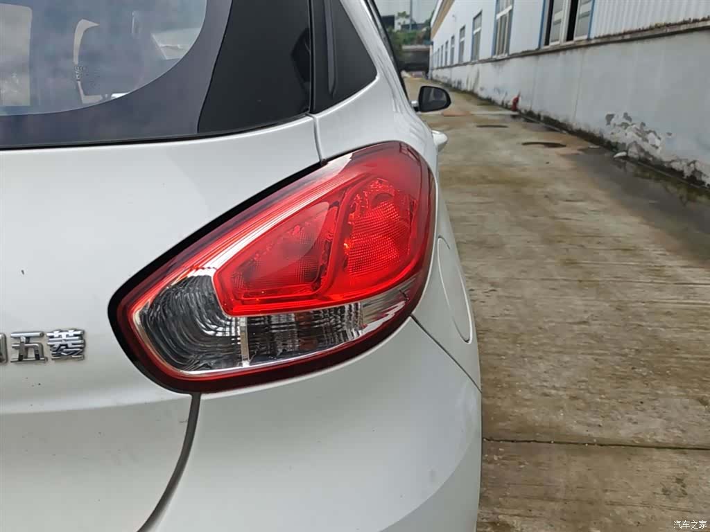 Wuling 310, 2017 8