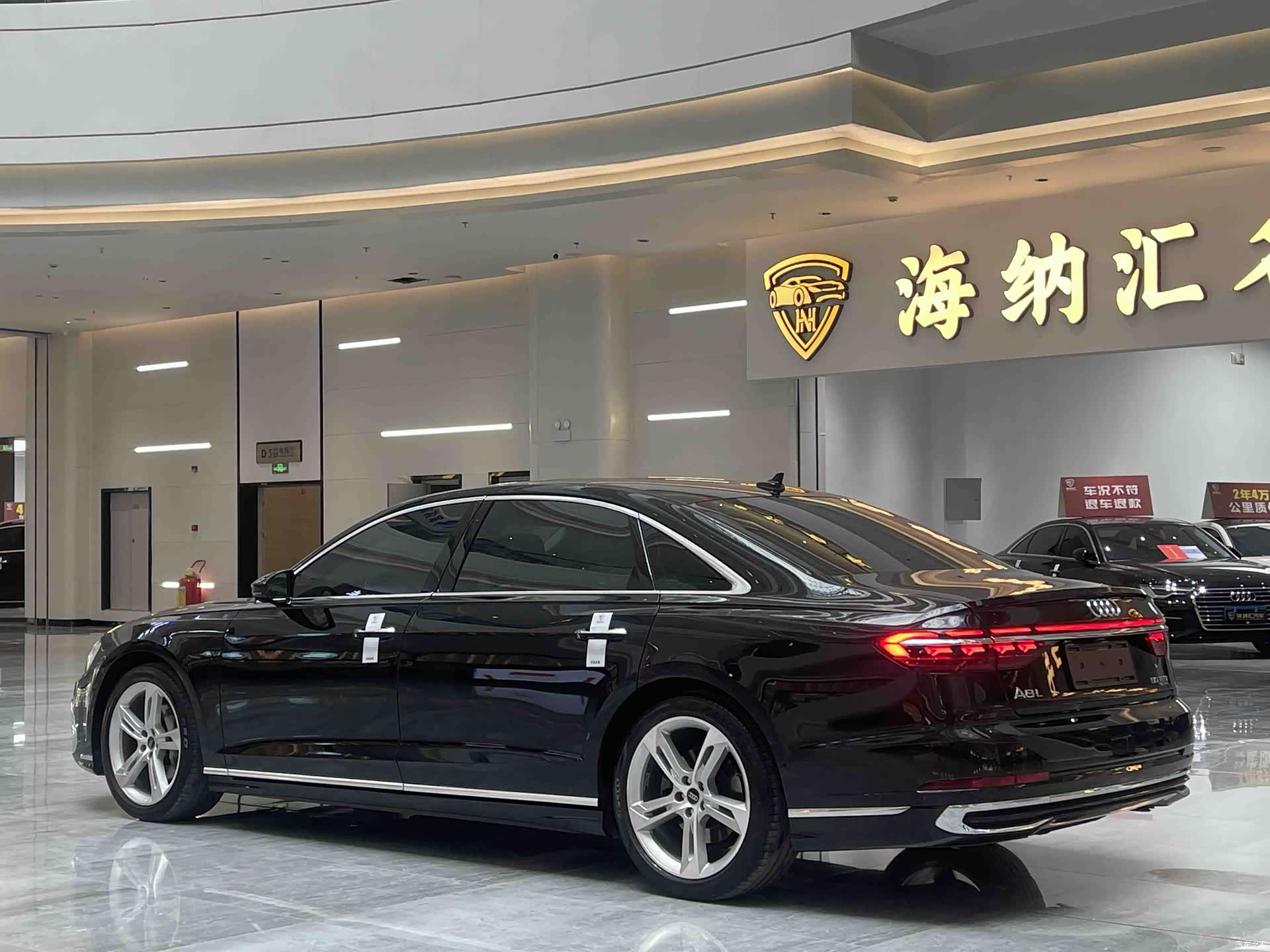 Audi A8L, 2023 все фото