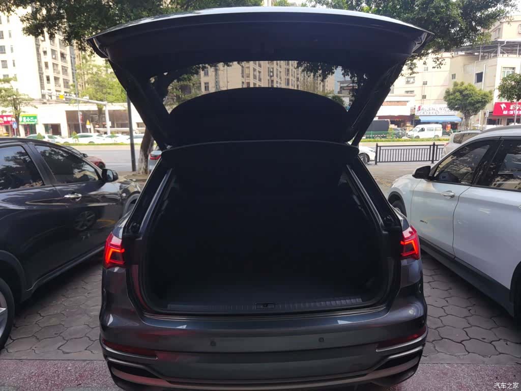 Audi Q3, 2020 15