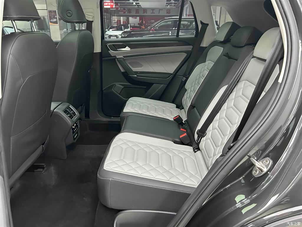 Volkswagen Tayron, 2023 14