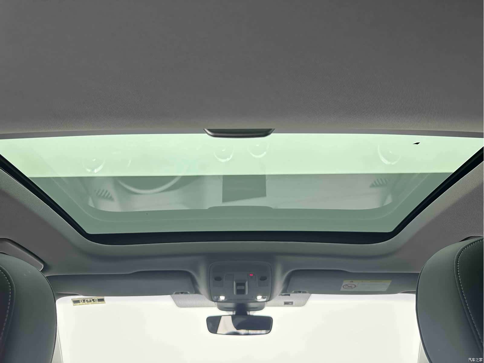 Audi Q2L, 2022 13