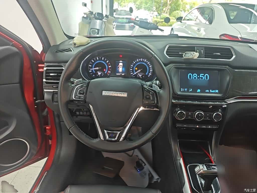 Haval H2, 2017 11