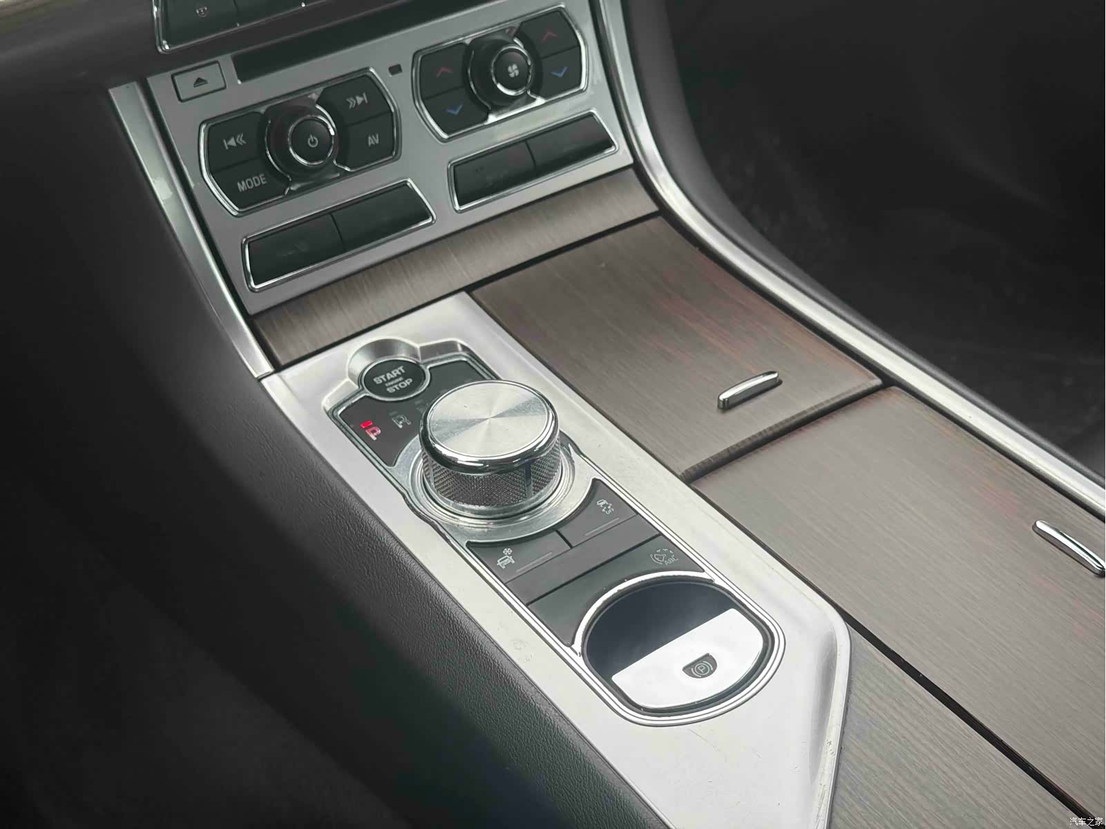 Jaguar XF, 2014 7