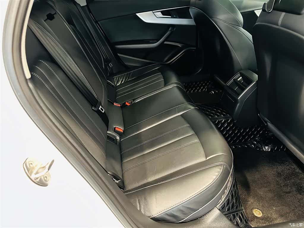 Audi A4L, 2023 8