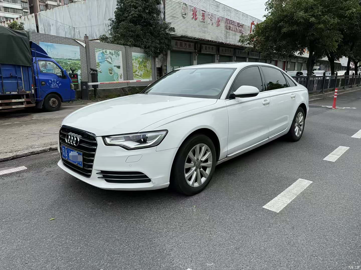 Audi A6L, 2015 1