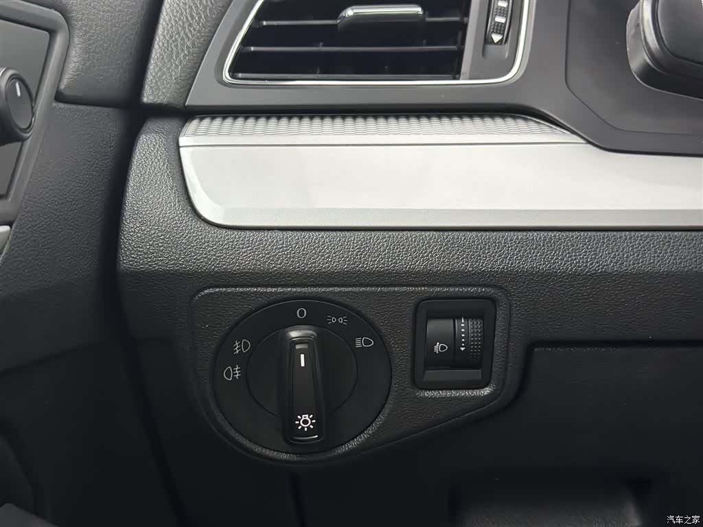 Volkswagen Lamando, 2017 12