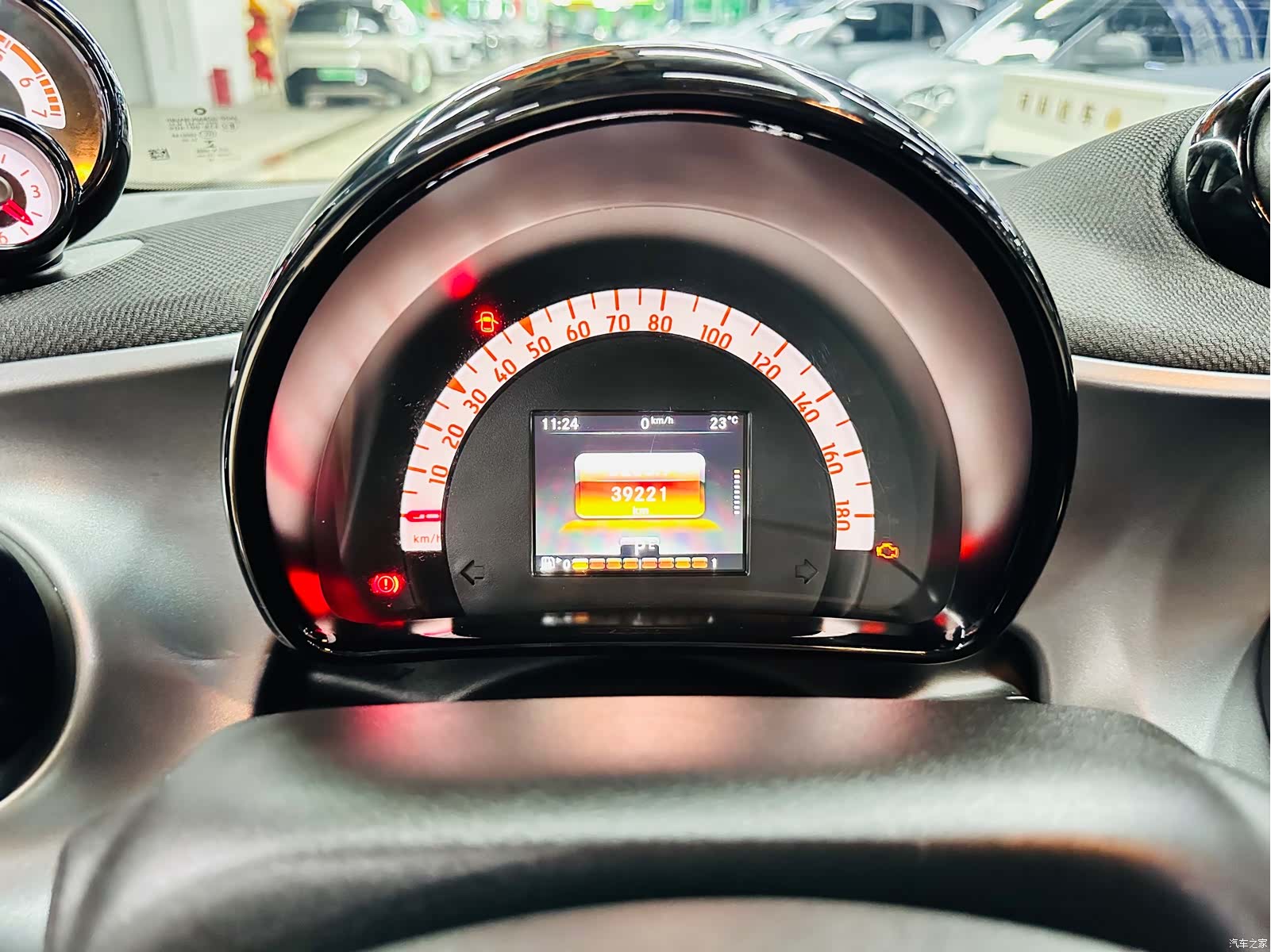 Smart Fortwo, 2018 36