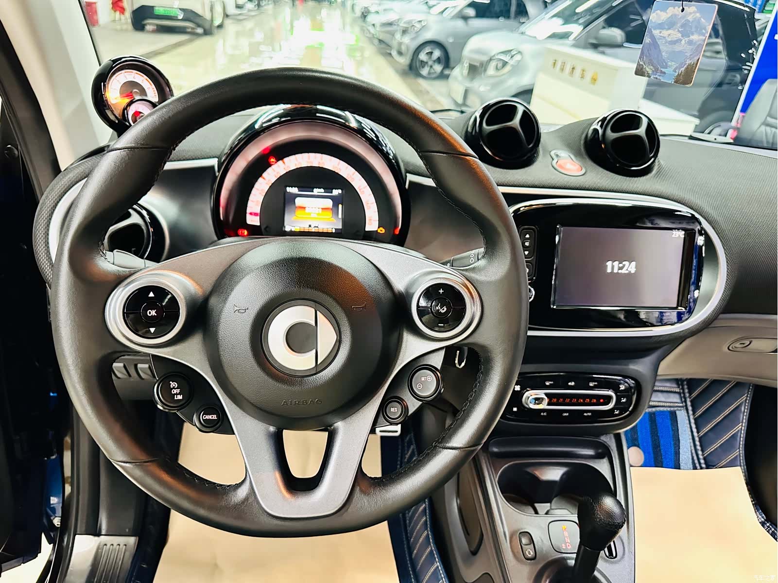 Smart Fortwo, 2018 41