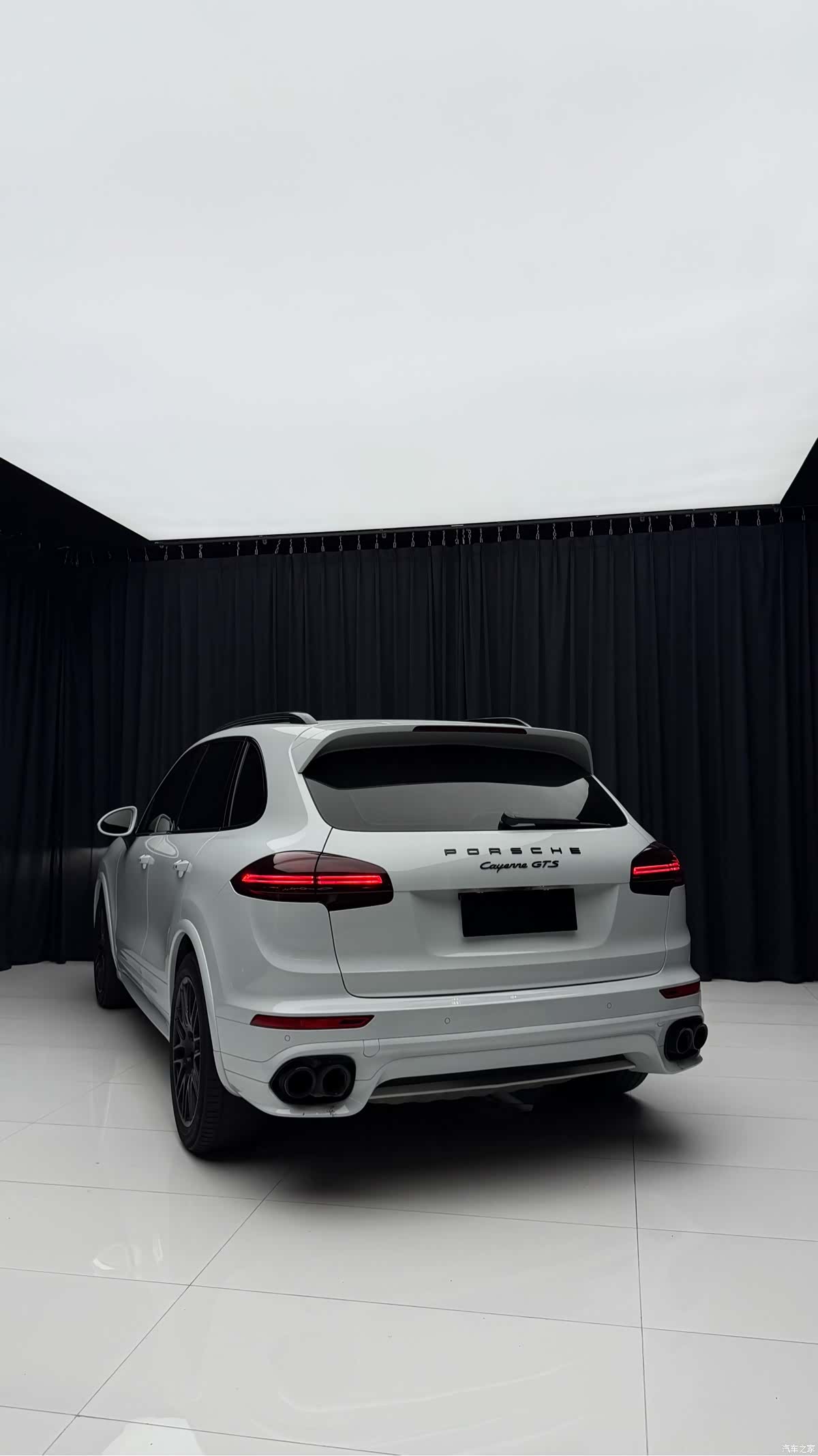 Porsche Cayenne, 2016 9