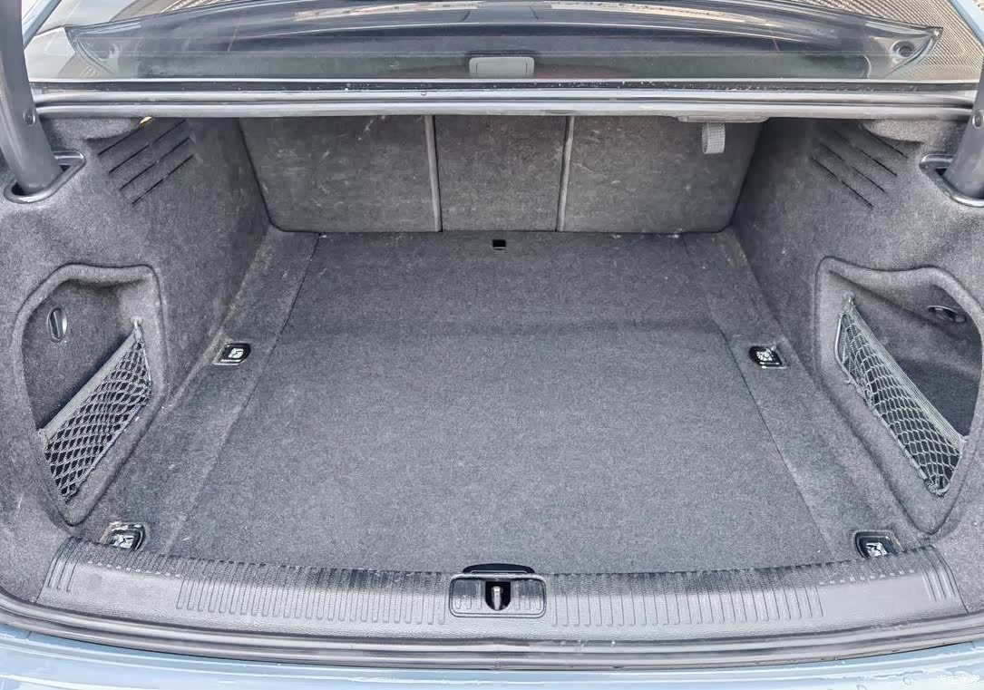 Audi A4L, 2022 15