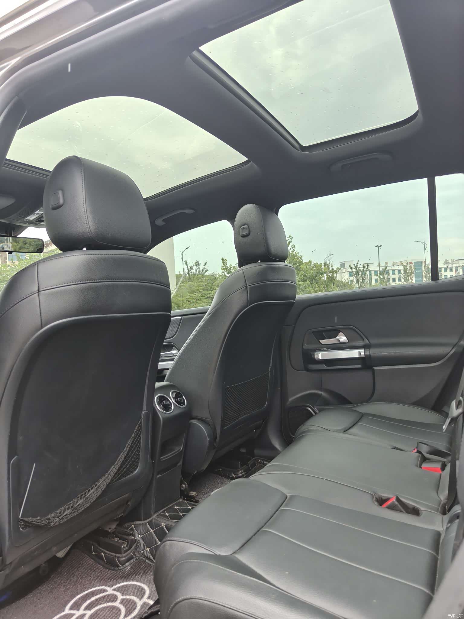 Mercedes-Benz GLB, 2021 9