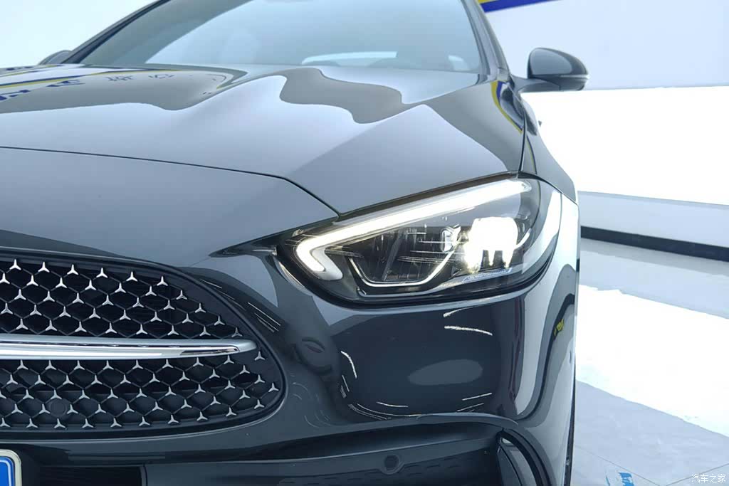 Mercedes-Benz C-Class, 2023 все фото
