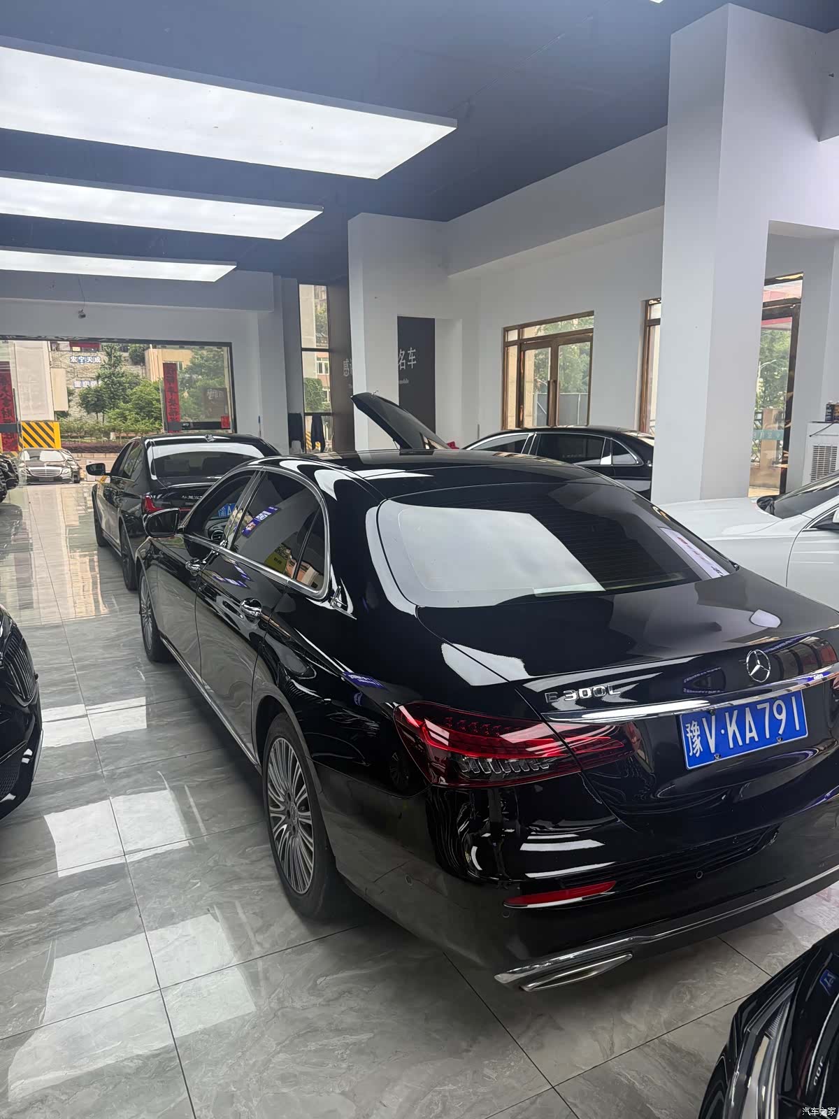 Mercedes-Benz E-Class, 2021 4