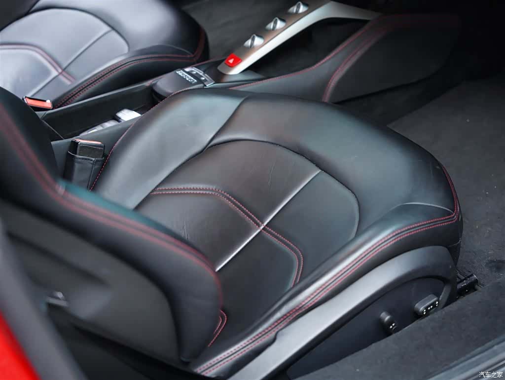 Ferrari 488, 2017 38