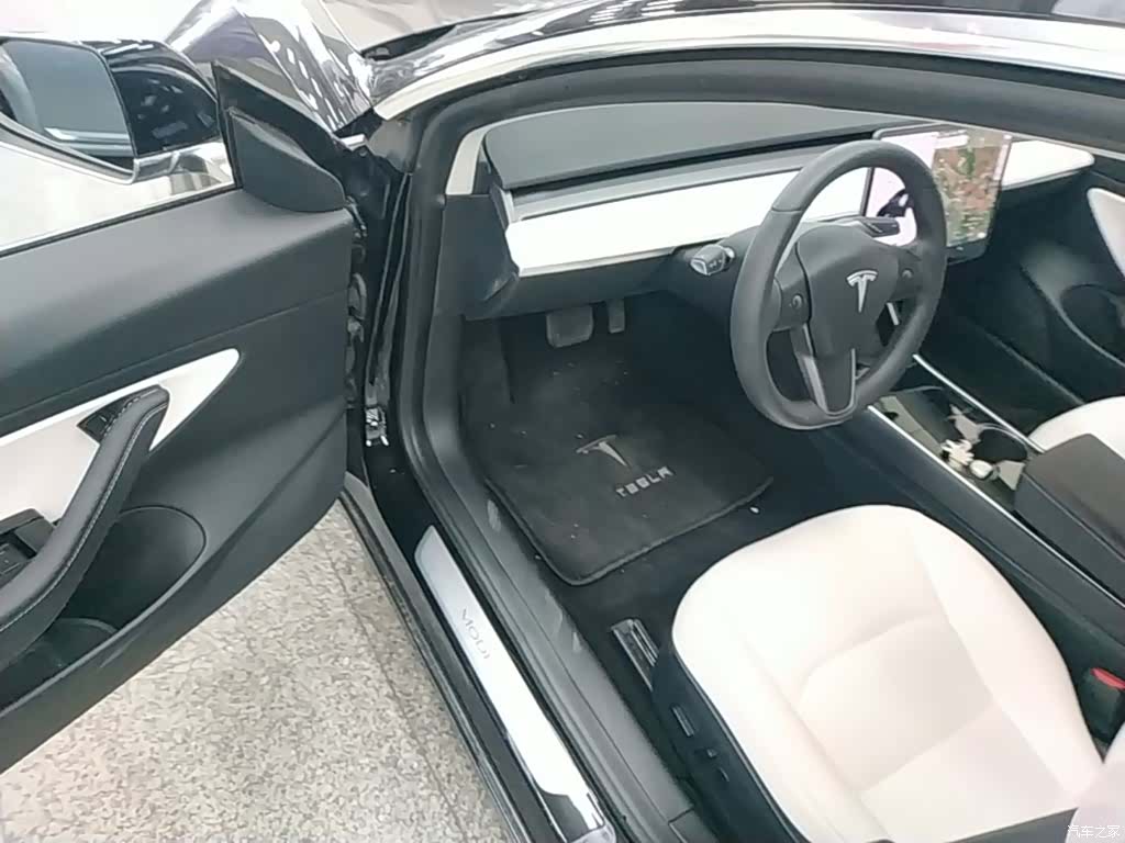 Tesla Model 3, 2020 16