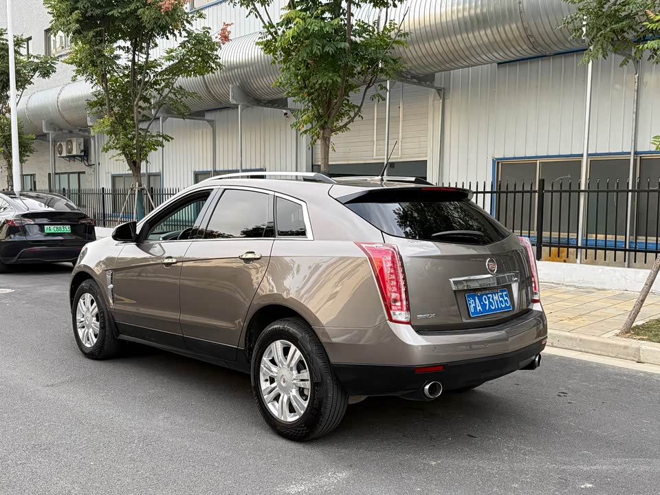 Cadillac SRX