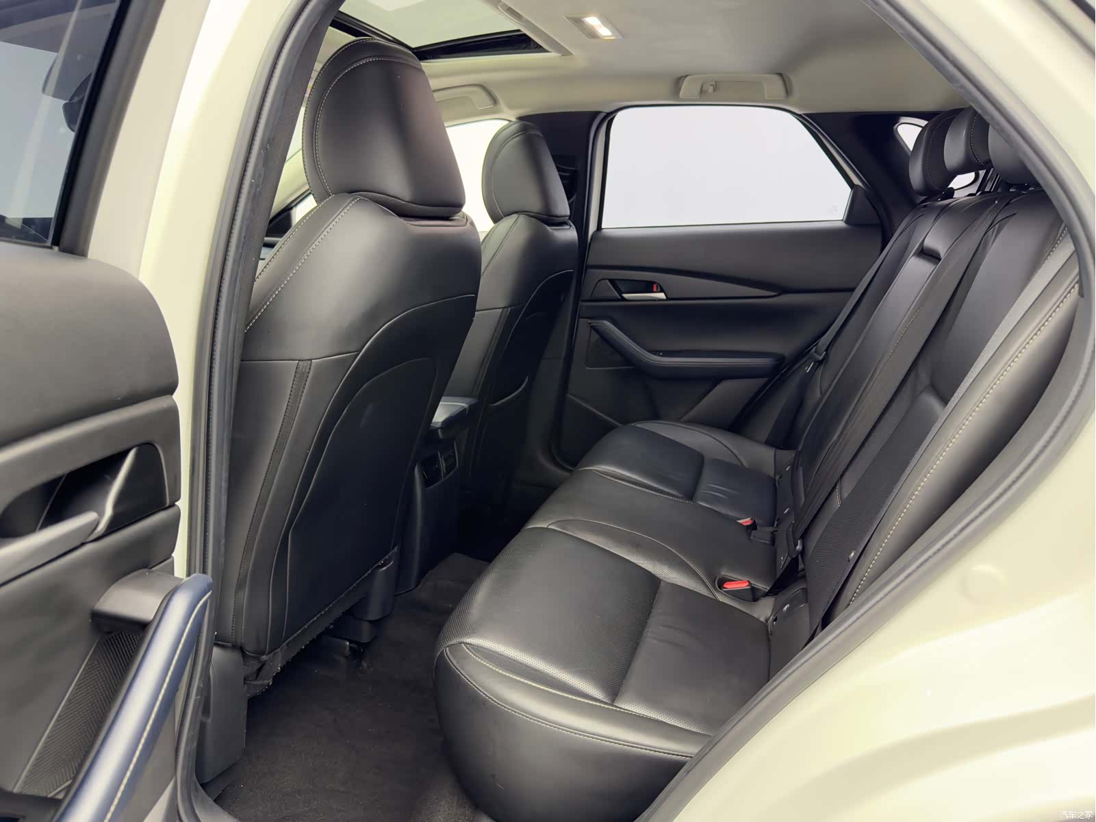 Mazda CX-30, 2021 15
