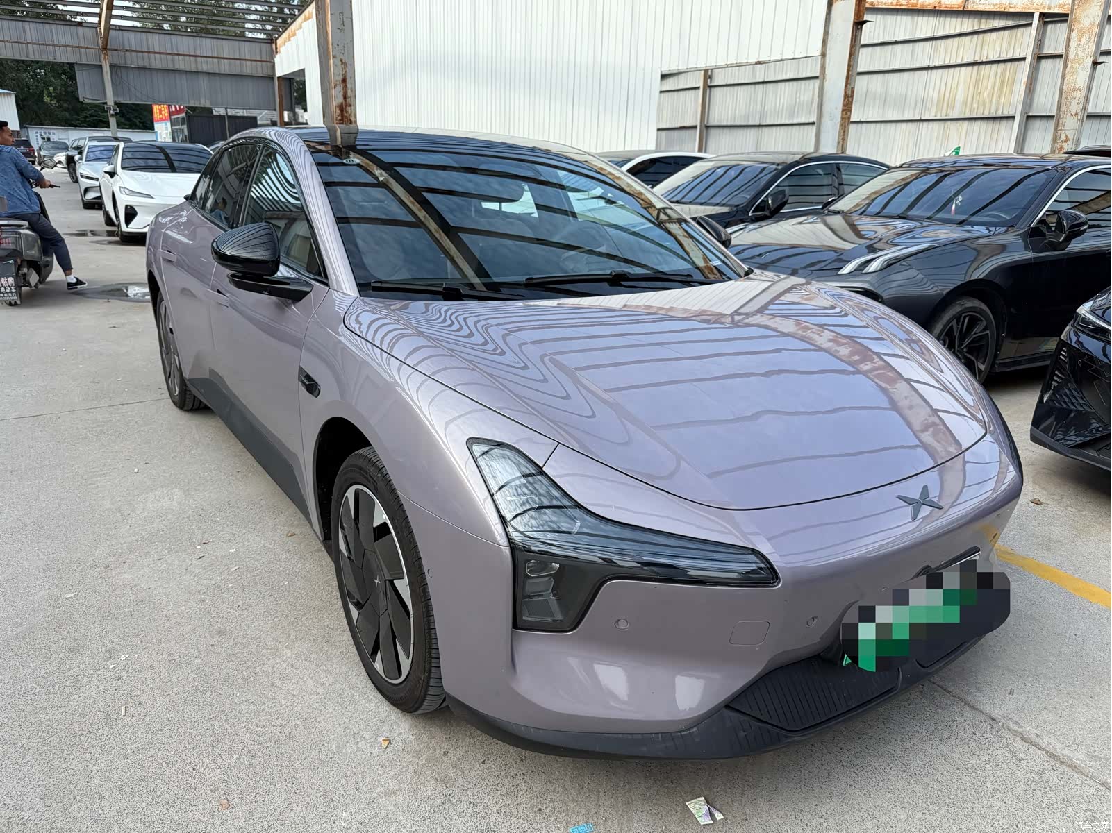Xpeng Mona M03, 2025 3