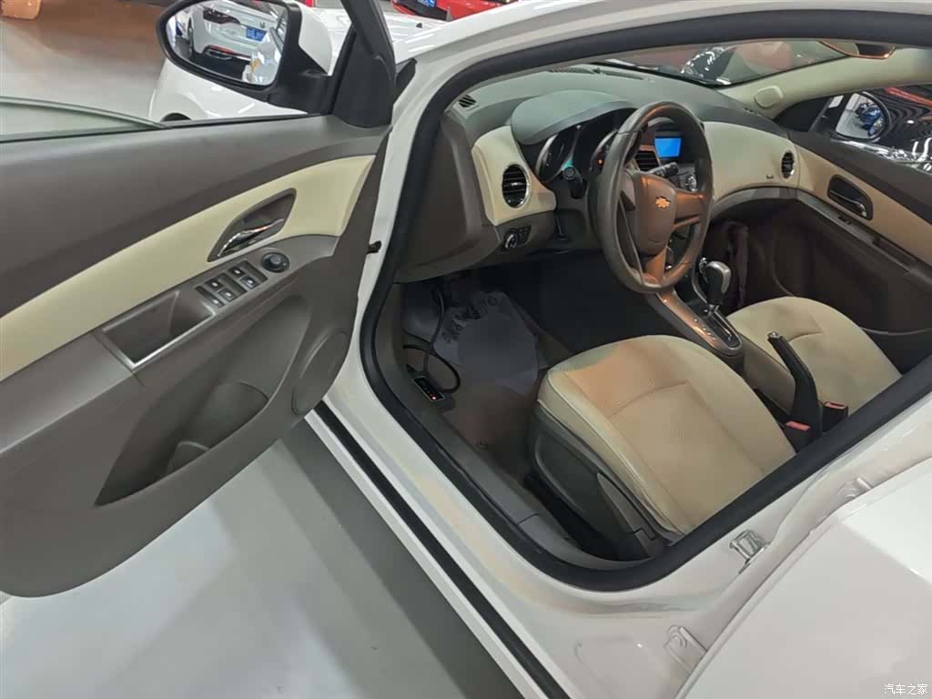 Chevrolet SE, 2015 16