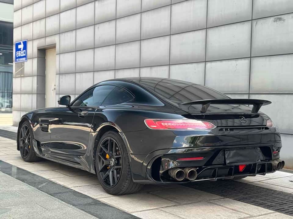 Mercedes-Benz AMG GT