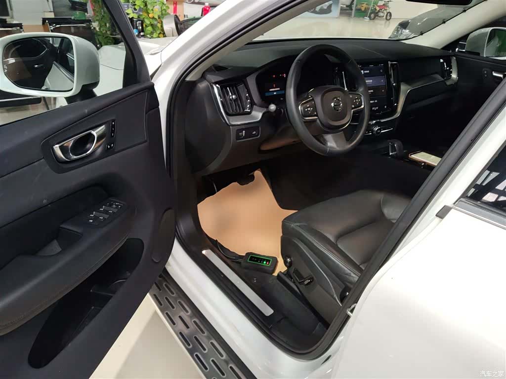 Volvo XC60, 2022 12