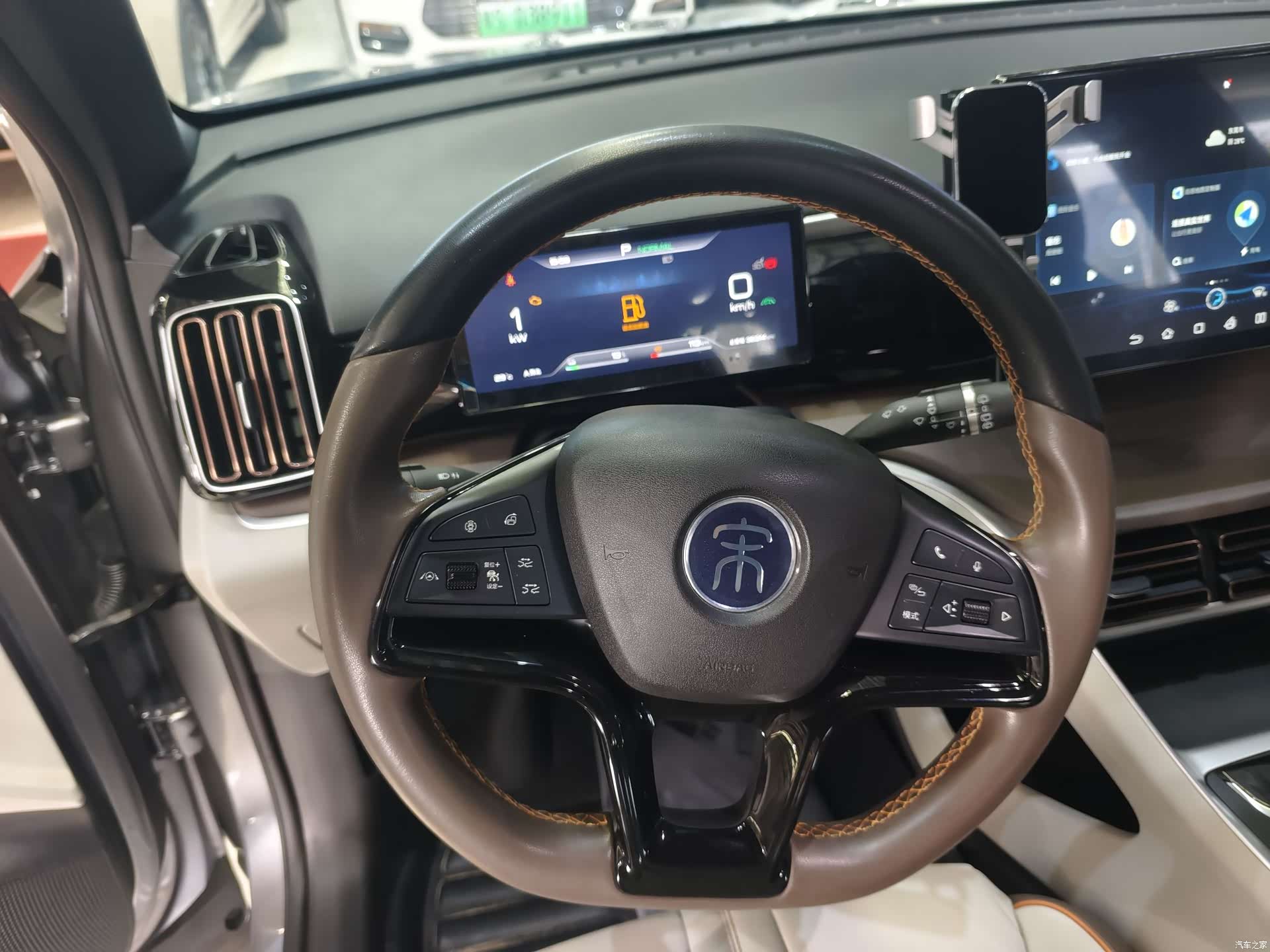 BYD Song, 2023 13