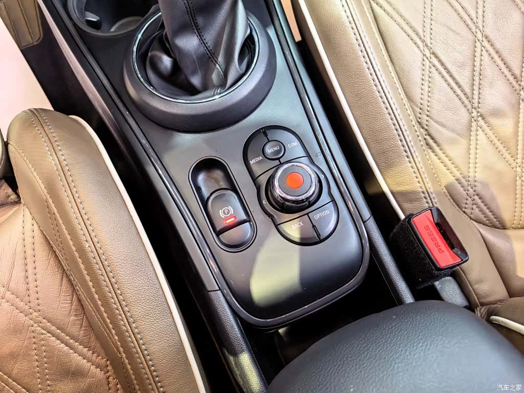 Mini Countryman, 2019 12