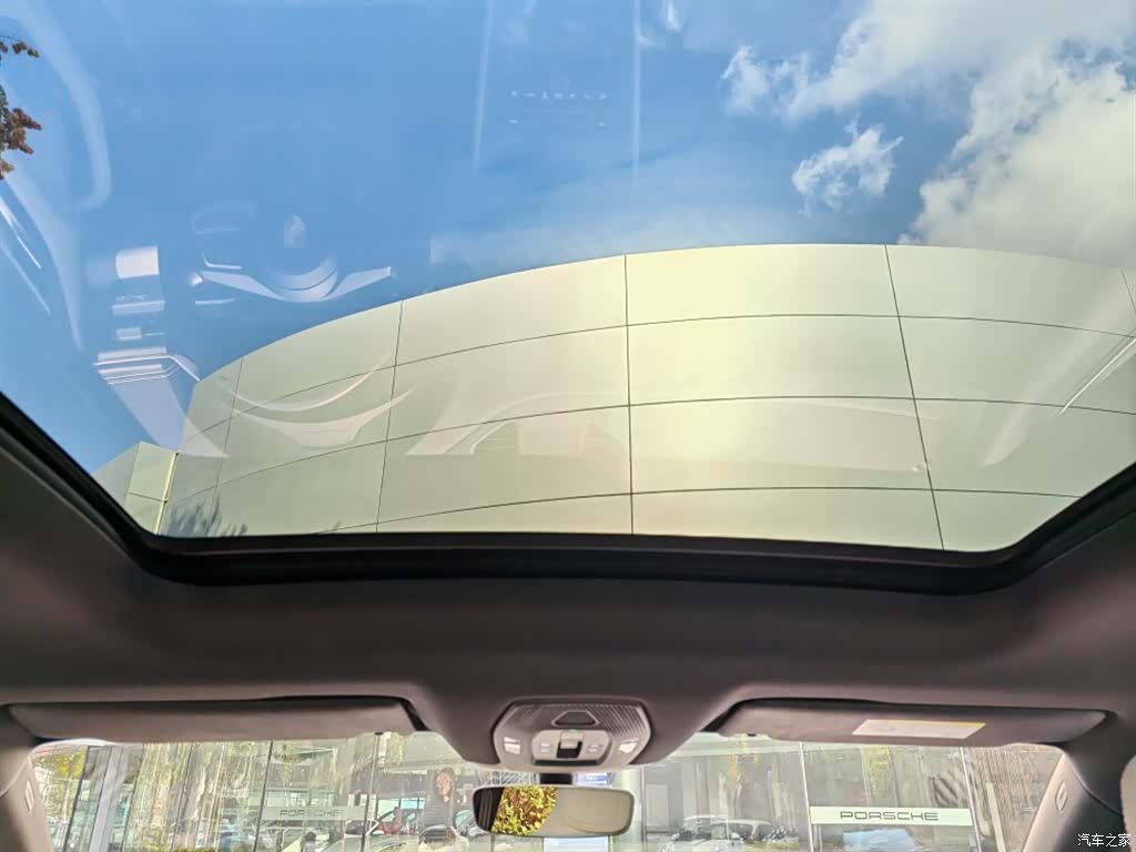 Porsche Macan, 2024 14