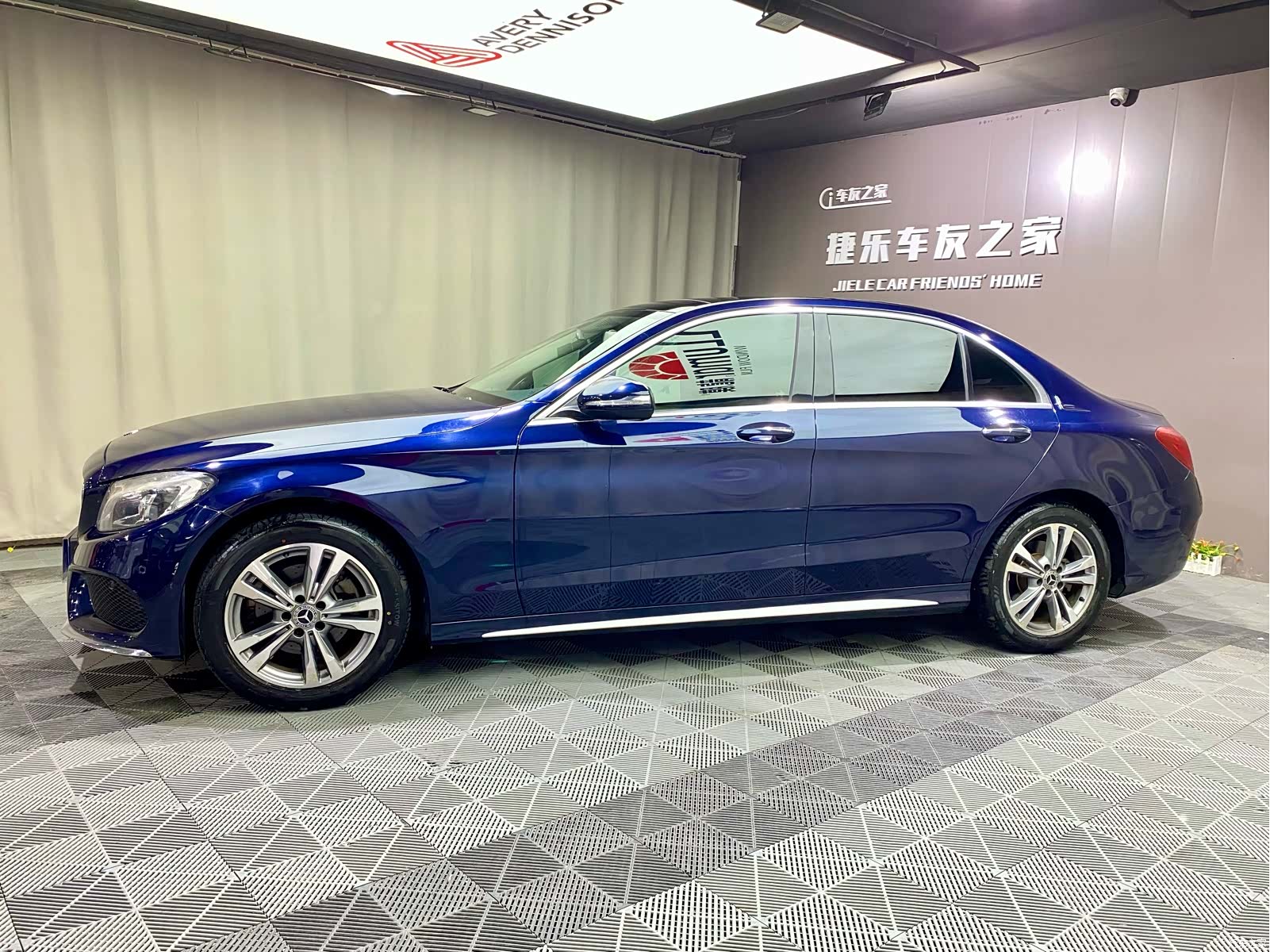 Mercedes-Benz C-Class, 2017 4