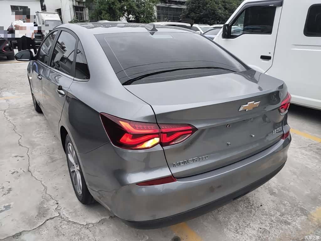 Chevrolet 320, 2021 все фото