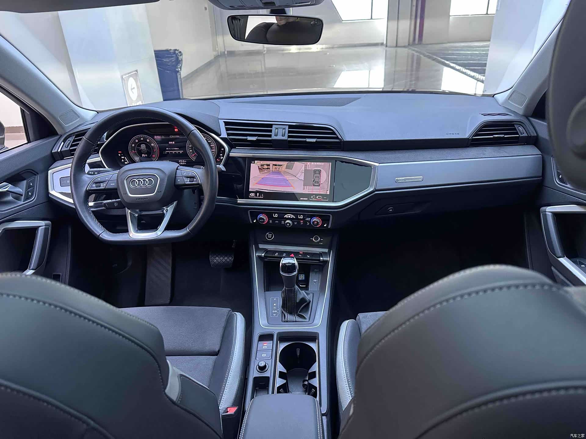Audi Q3, 2023 19