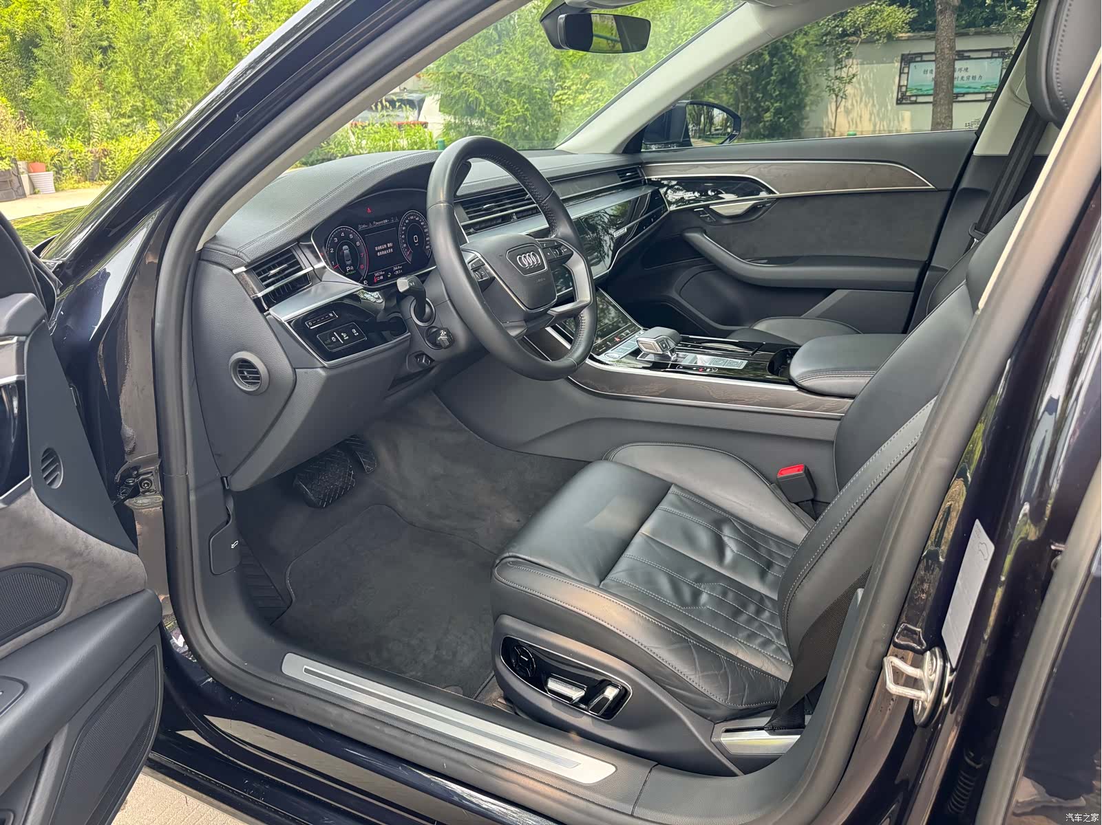 Audi A8L, 2021 7
