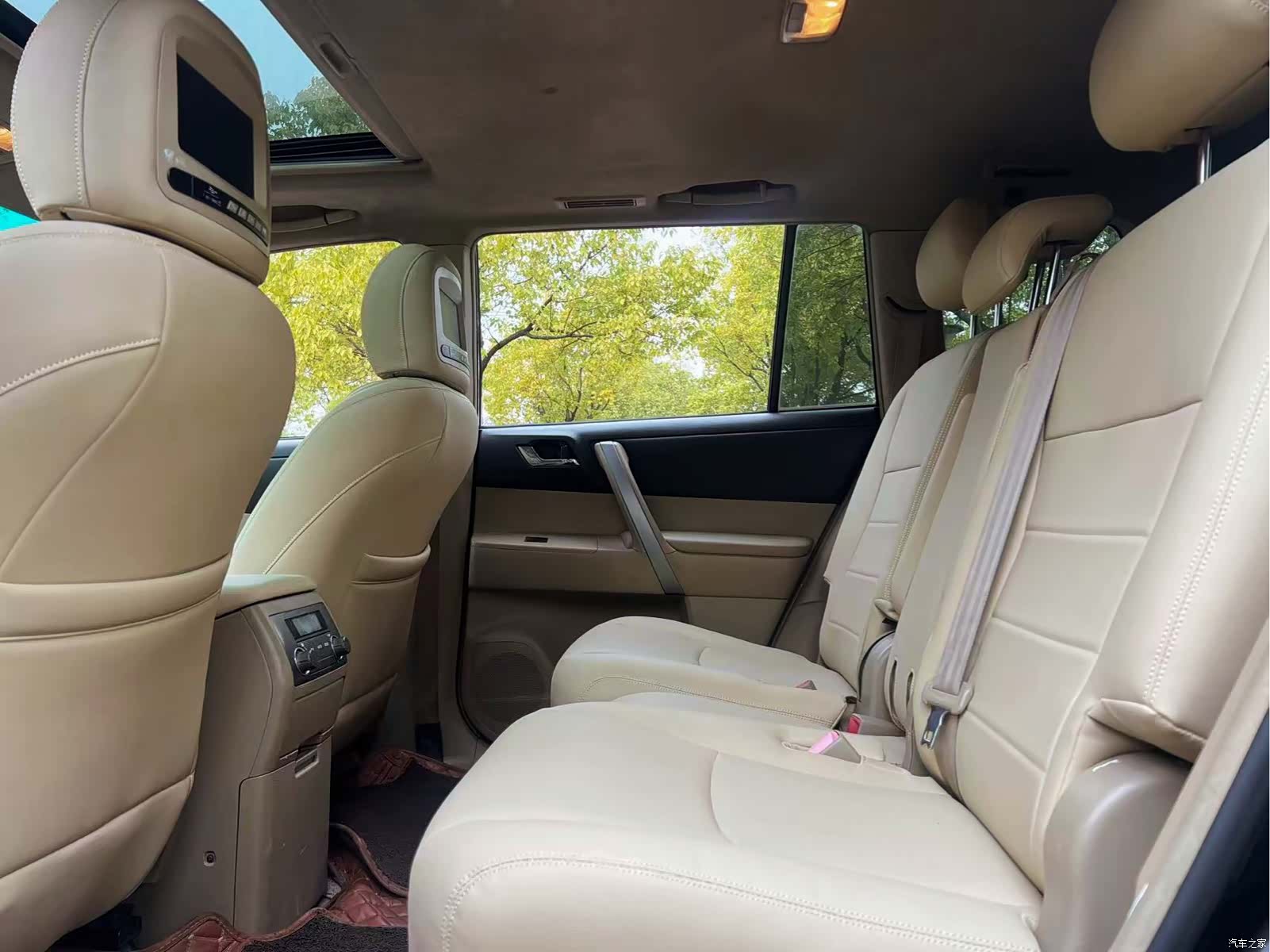 Toyota Highlander, 2012 12