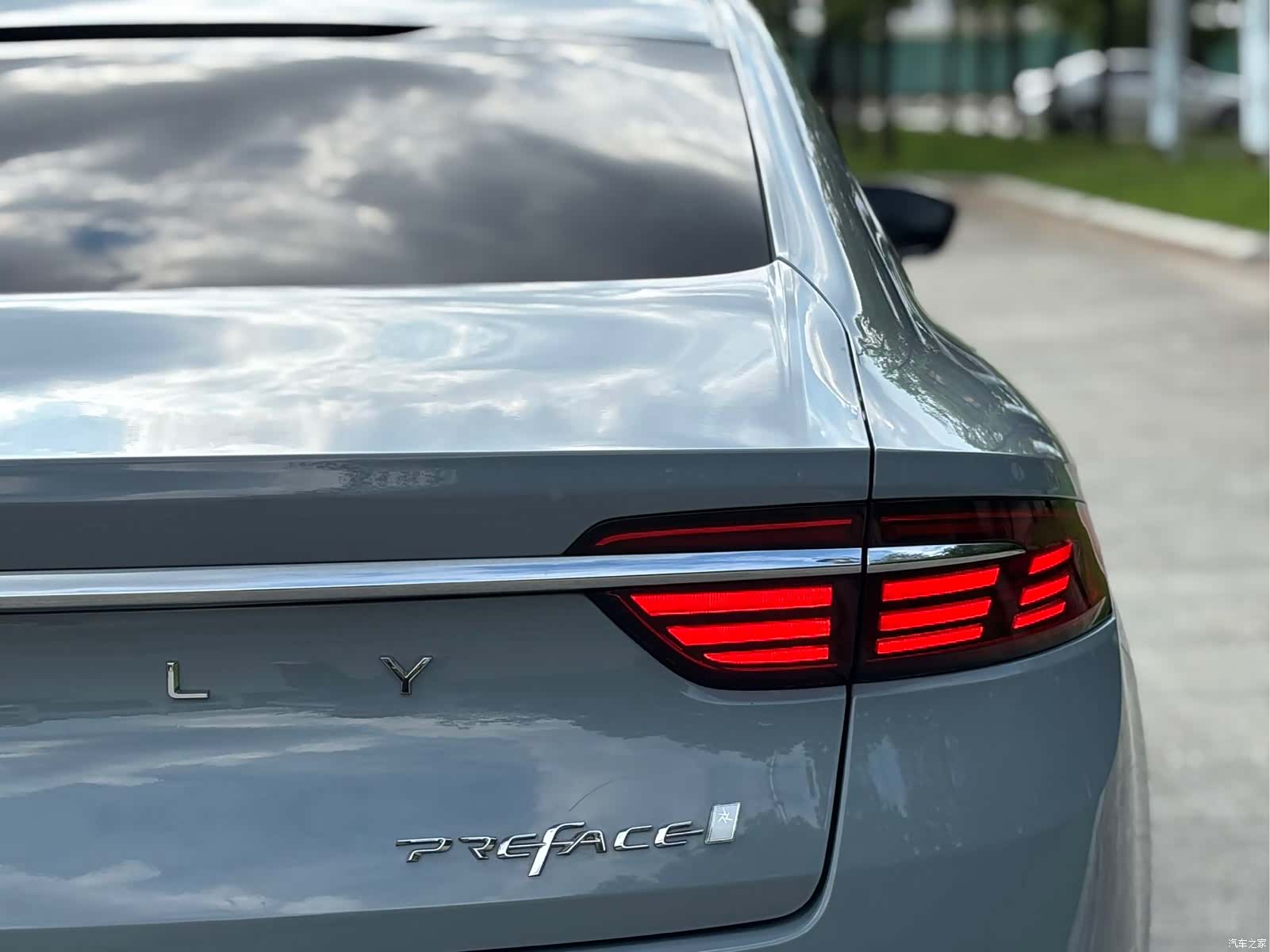 Geely Preface, 2022 13