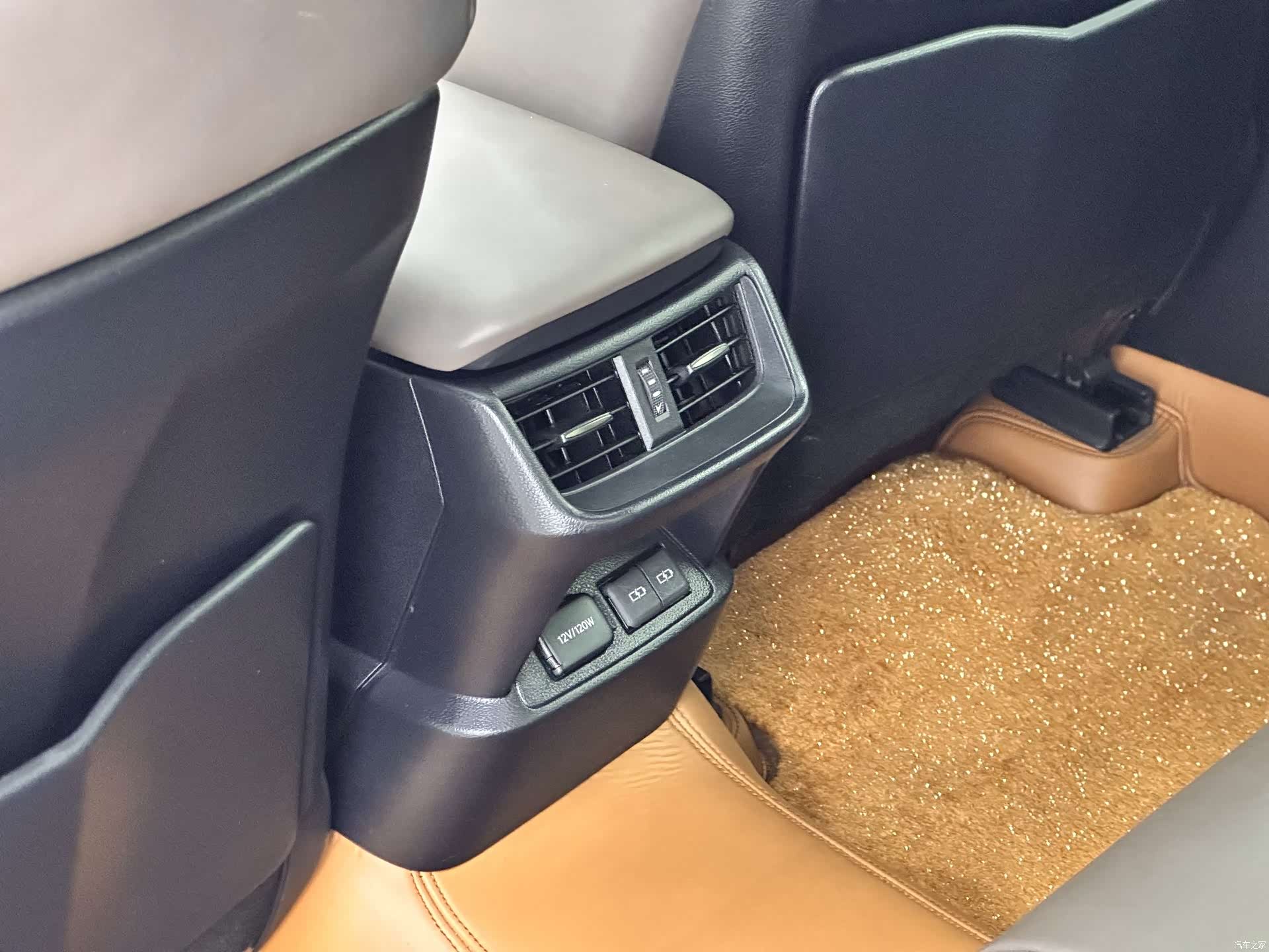Lexus ES, 2024 7