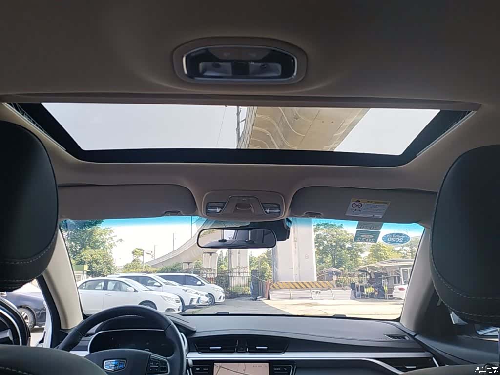 Geely Emgrand, 2018 18