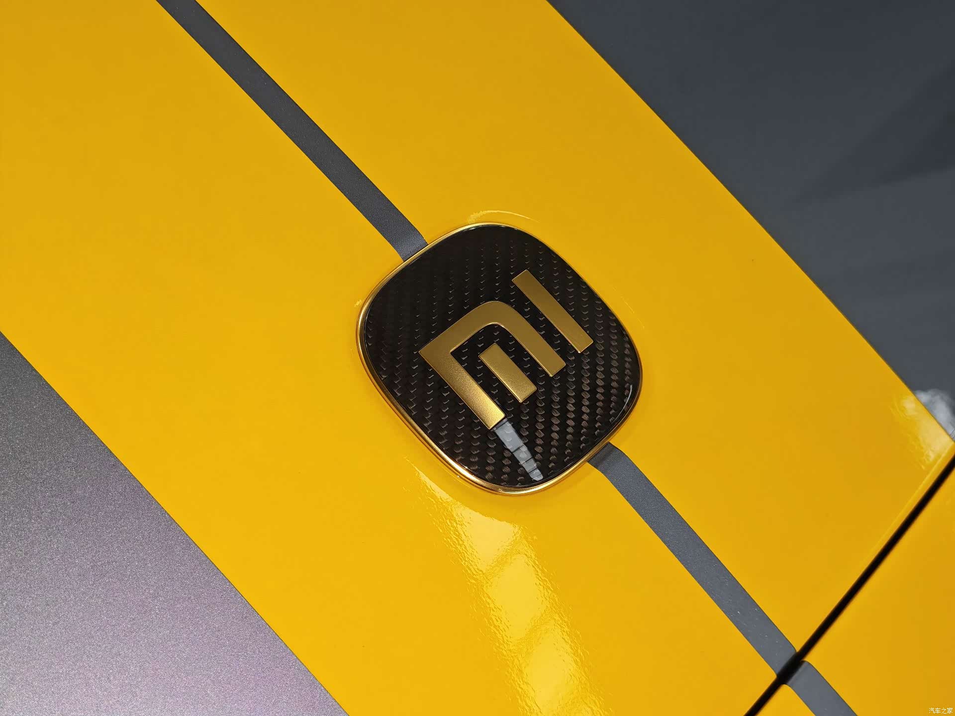 Xiaomi SU7, 2025 23