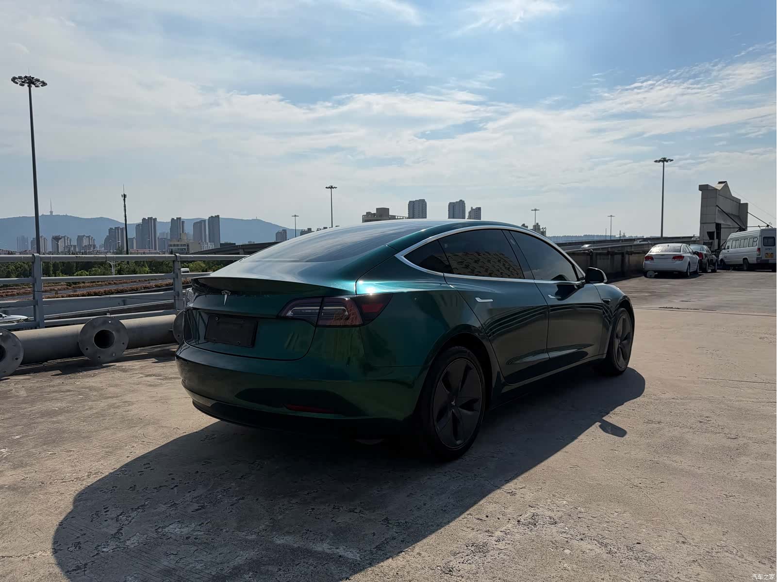 Tesla Model 3, 2020 все фото