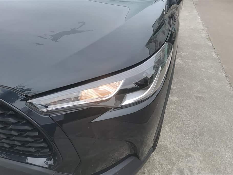 Toyota Corolla Sharp amplifier