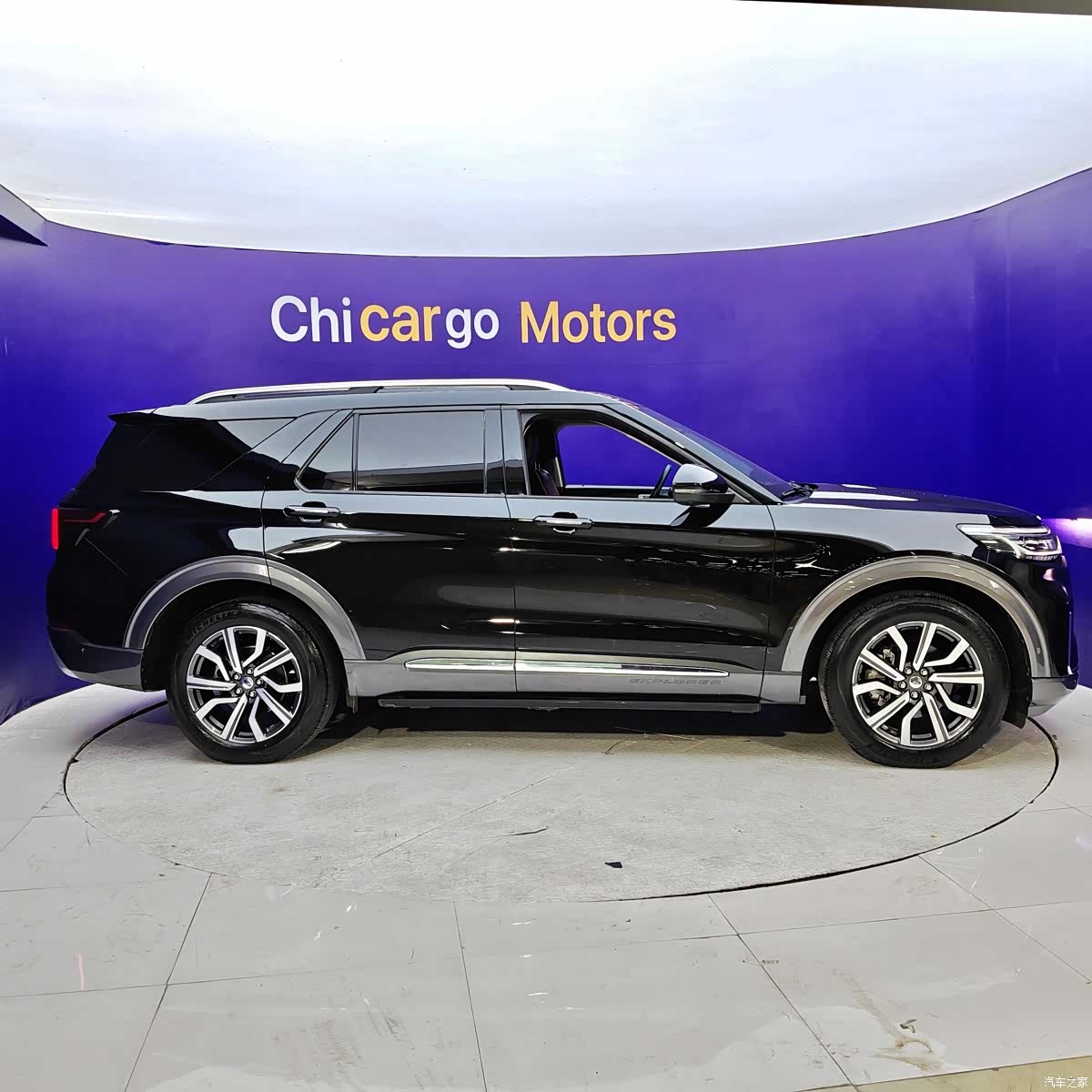 Ford Explorer, 2022 4
