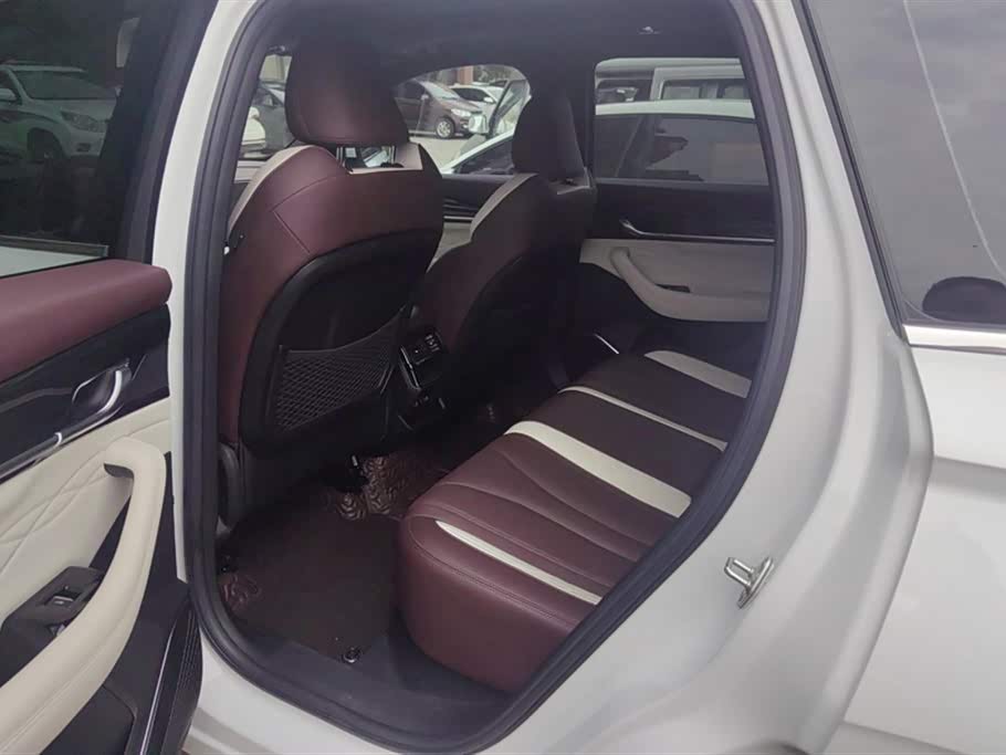 Geely Monjaro
