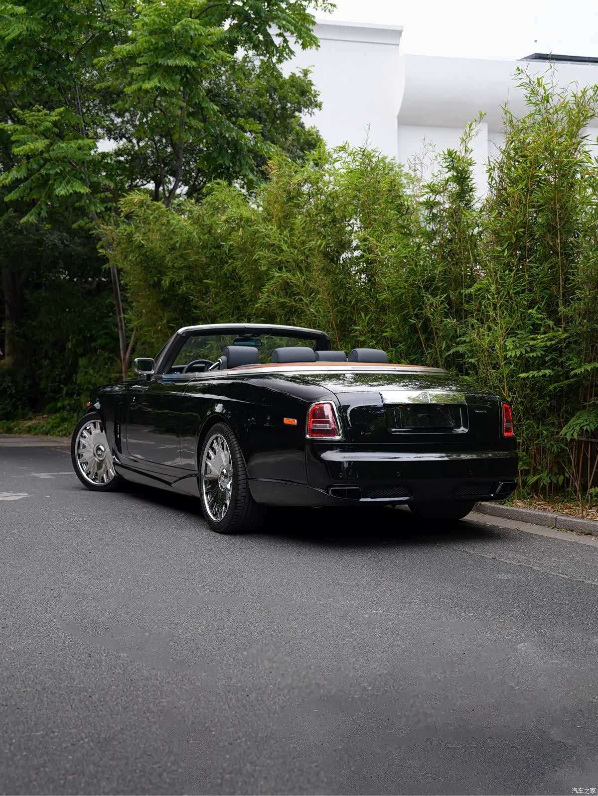 Rolls-Royce Phantom, 2008 8