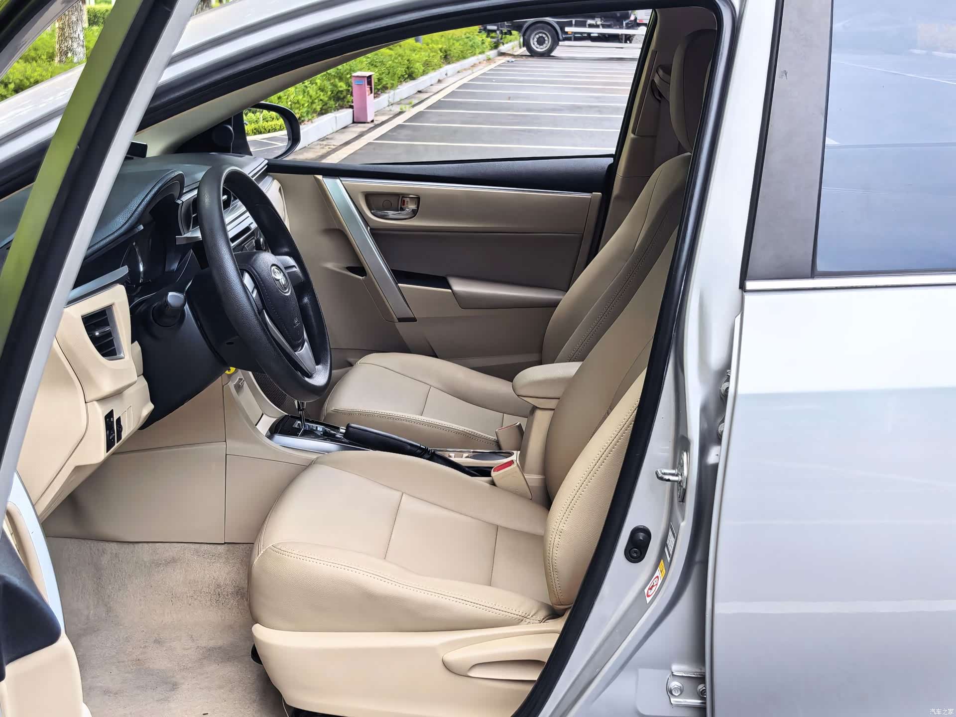 Toyota Corolla, 2014 11