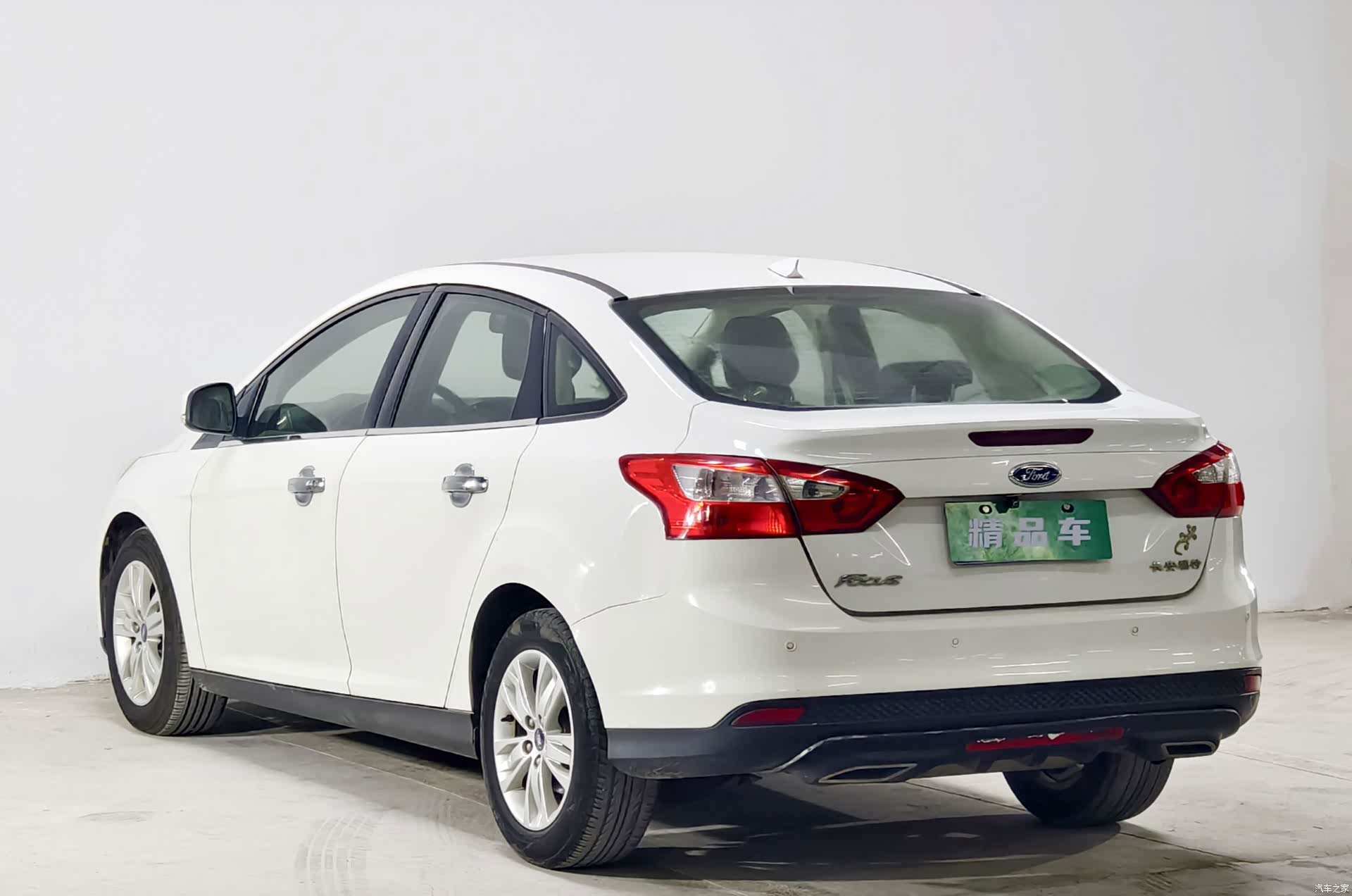 Ford Focus, 2013 6