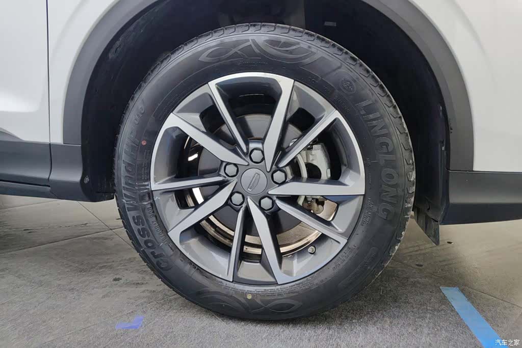 Geely Coolray, 2021 6