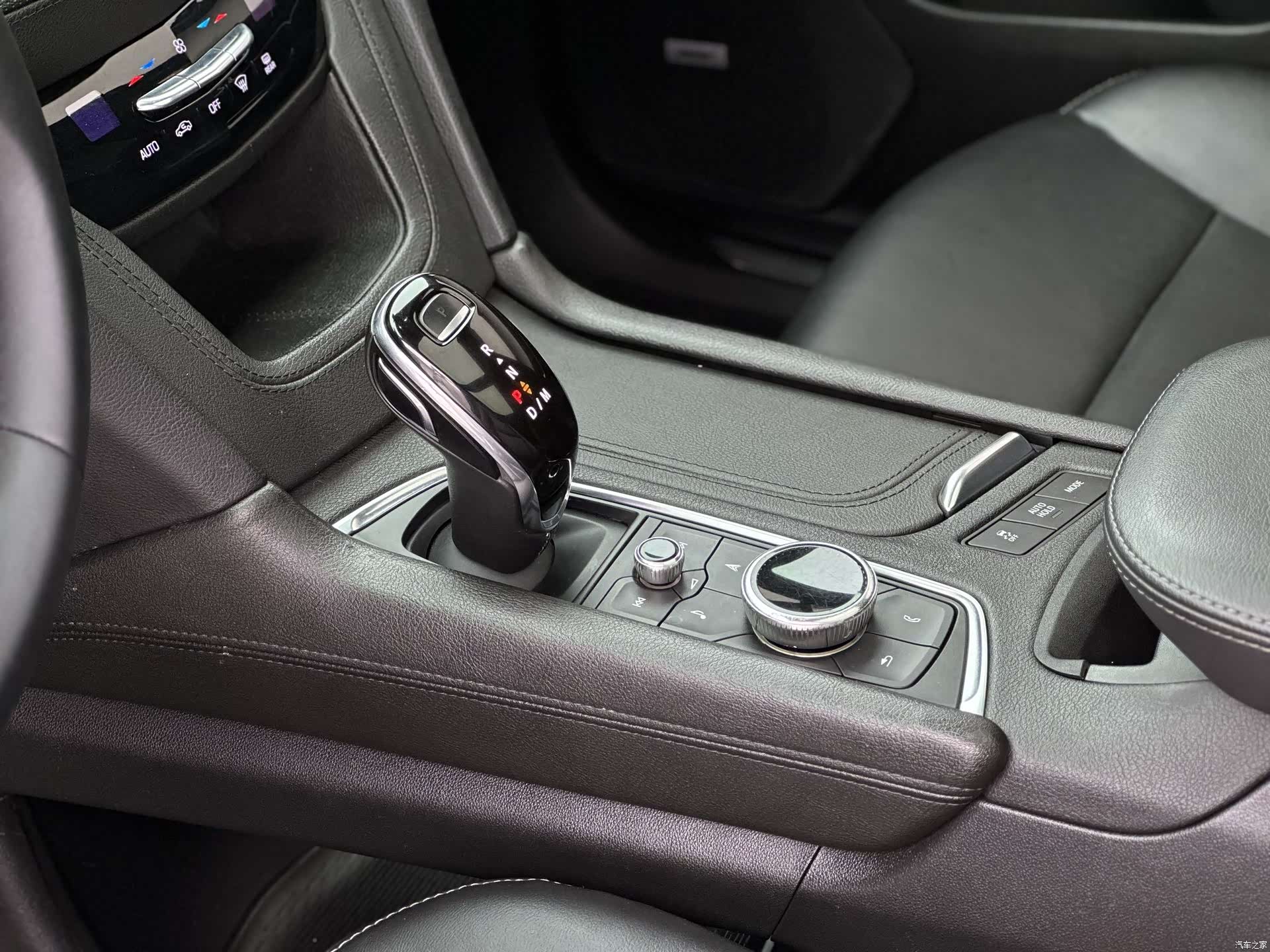 Cadillac XT5, 2020 7
